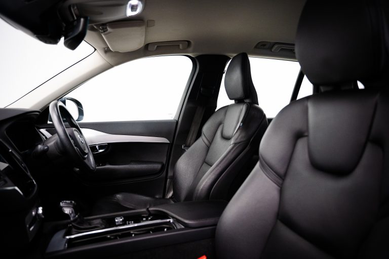 Volvo XC90 interior and exterior detail