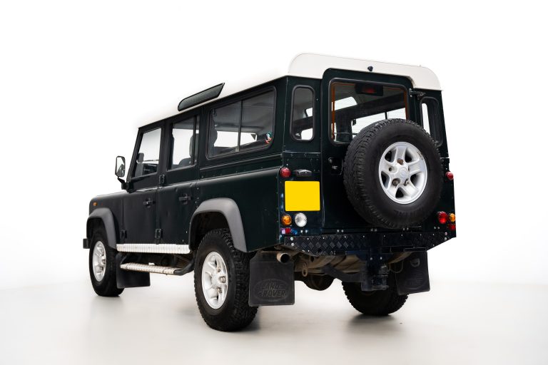 Land Rover Defender 110 x British Green interior and exterior detail