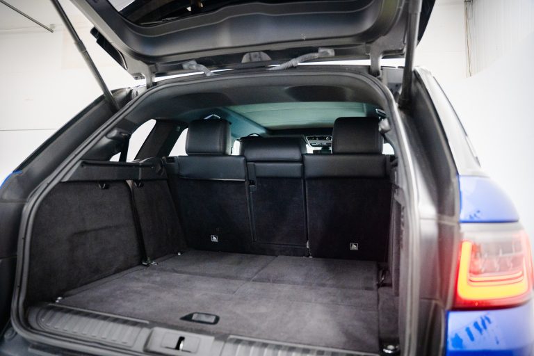 Range Rover Sport SVR Body Kit interior and exterior detail