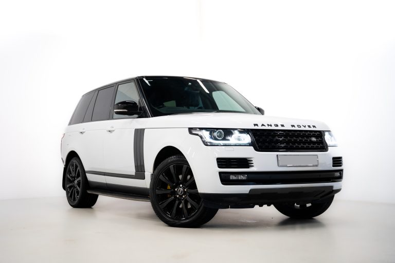 Range Rover Vogue interior and exterior detail