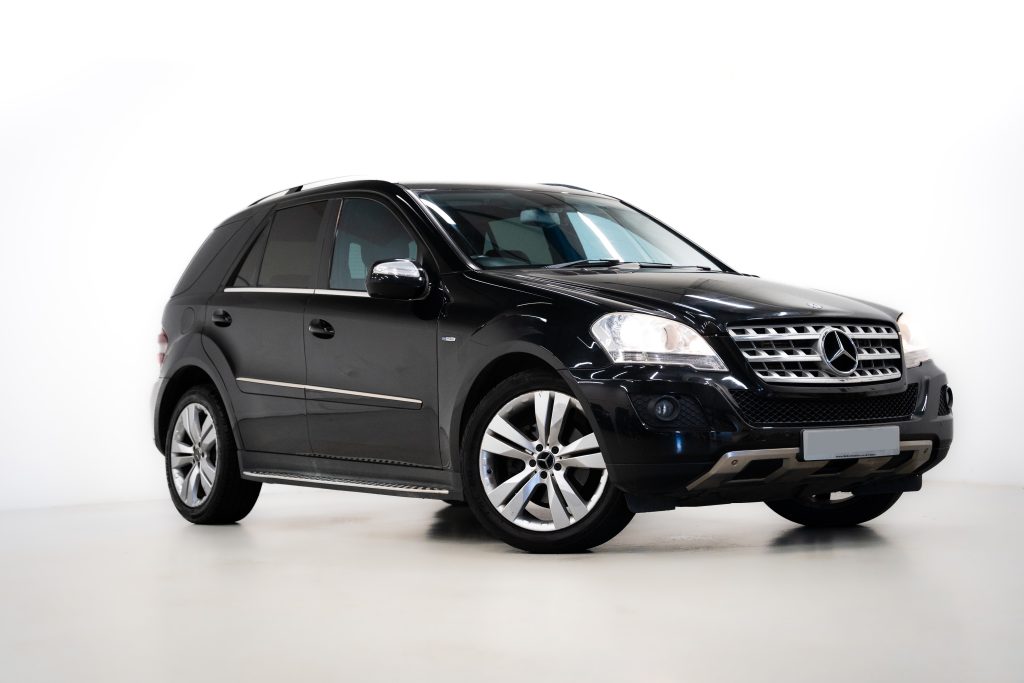 Mercedes-Benz ML available for luxury hire in Ireland