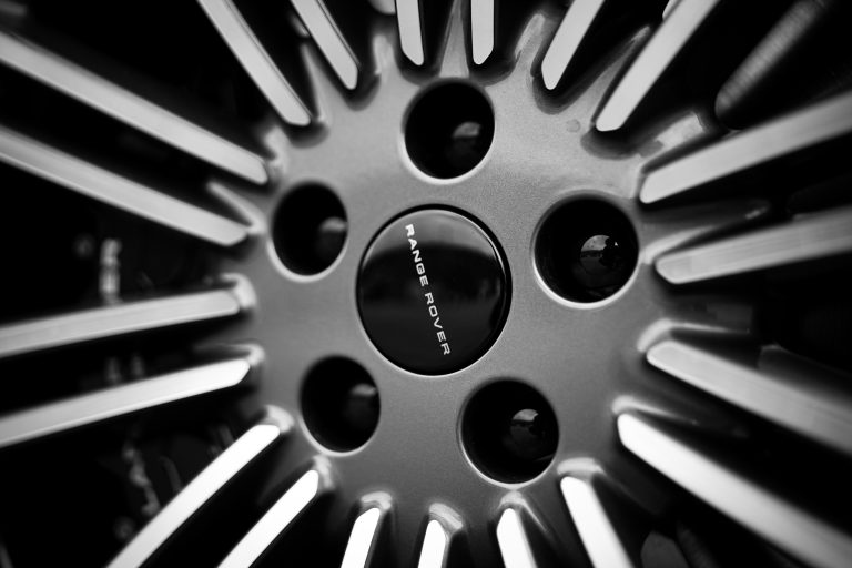 Range Rover Autobiography LWB interior and exterior detail