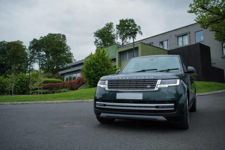 Range Rover Autobiography LWB interior and exterior detail