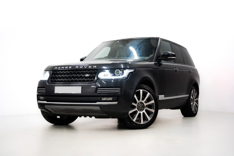 Range Rover Vogue Autobiography interior and exterior detail