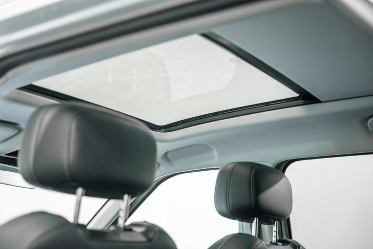 Jaecoo J7 interior and exterior detail